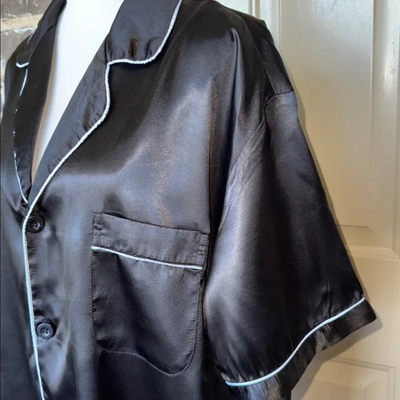 Black Silk Button-Up Pajama Top White Piping Short Sleeve Sophisticated Sz L - Picture 2 of 8